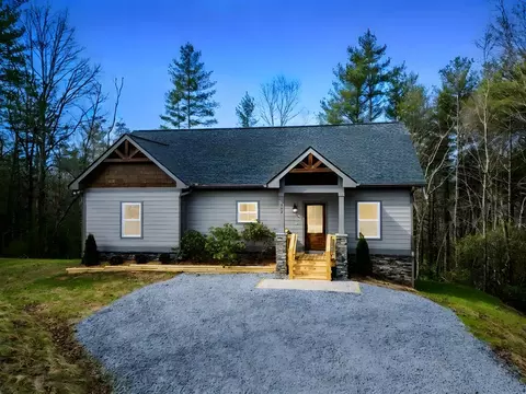 325 River Mountain Rd, Murphy, NC 28906