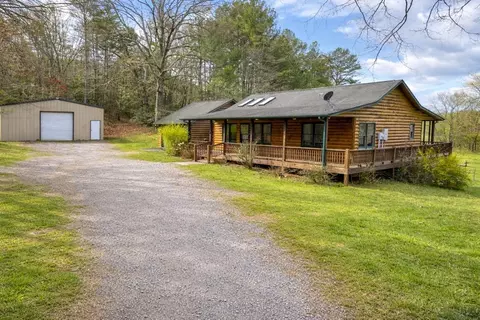 2882 Cutcane Rd, Mineral Bluff, GA 30559