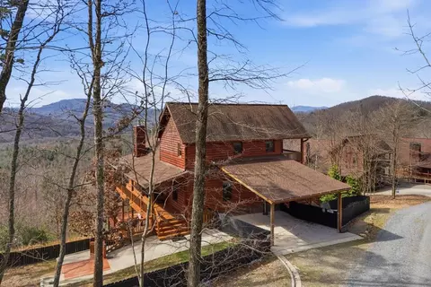 33 Stanley Ridge Dr, Morganton, GA 30560