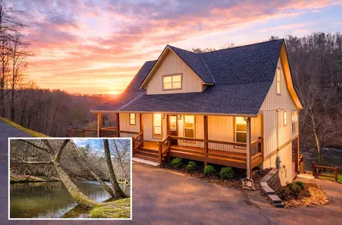 105 Riveredge Dr, Ellijay, GA 30536