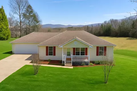 358 Old Jones Rd, Ellijay, GA 30540