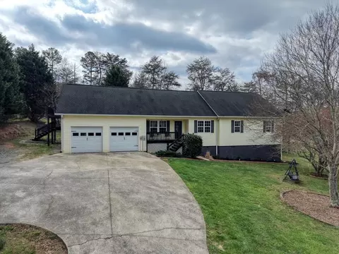 161 High Country Xing, Morganton, GA 30560