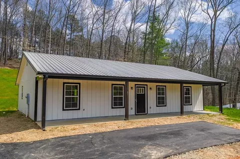 81 Loper Ln, Ellijay, GA 30536