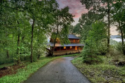 160 Mountain Field Dr, Suches, GA 30572