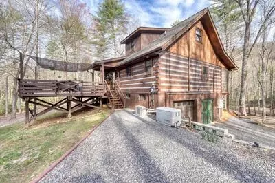 520 Farmer Dr, Murphy, NC 28906