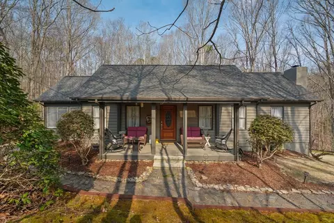 87 Woodglen Ct, Ellijay, GA 30540