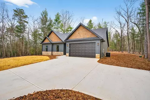 472 Walnut Ridge Ln, Ellijay, GA 30540