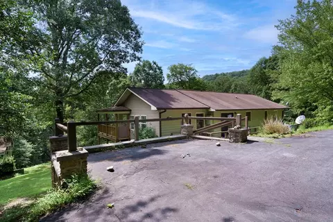 488 W Cherry, Hayesville, NC 28904