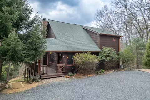1204 Brookhaven Ln, Blue Ridge, GA 30513