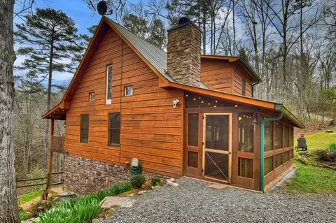 111 Roaring Creek Rd, Epworth, GA 30541