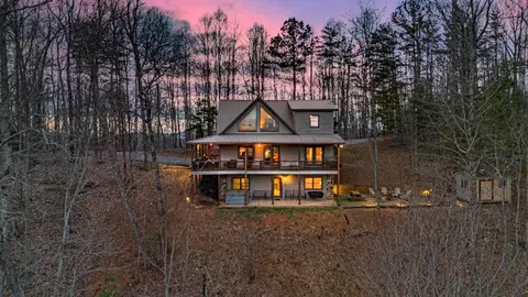 268 Oak Ledge Rd, Morganton, GA 30560