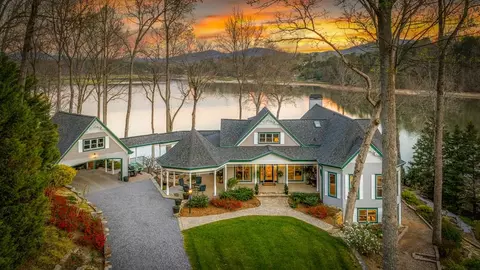 216 Burnell Ln, Blairsville, GA 30512