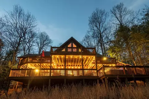 269 Little Creek Dr, Cherry Log, GA 30522