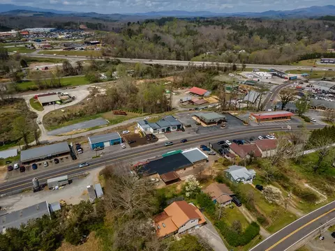 View/Area - 134 E Second St, Blue Ridge, GA 30513 photo 4 of 6