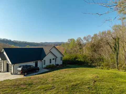 291 E Second St, Blue Ridge, GA 30513 photo 21