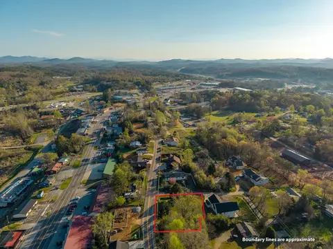 291 E Second St, Blue Ridge, GA 30513 photo 17
