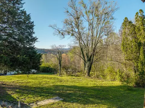 291 E Second St, Blue Ridge, GA 30513 photo 6