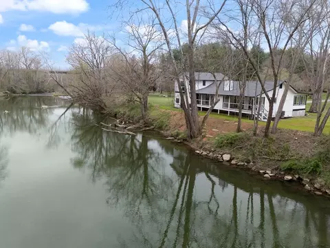 284 Smokeford Rd, Murphy, NC 28906