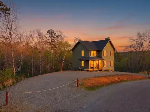 185 Sundown Trl, Ellijay, GA 30540