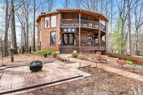 1900 Long Rdg, Hiawassee, GA 30546