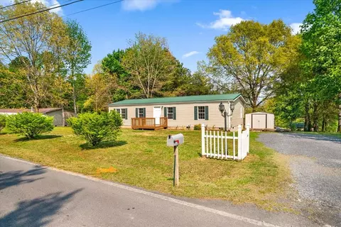 775 Ridgeview Cir, Chatsworth, GA 30705