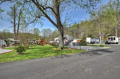 101113 Twin Creeks Rd, Blairsville, GA 30512