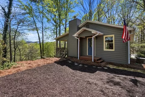 183 Dogwood Ct, Ellijay, GA 30540
