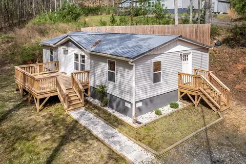 295 Rose Wood Ln, Ellijay, GA 30540