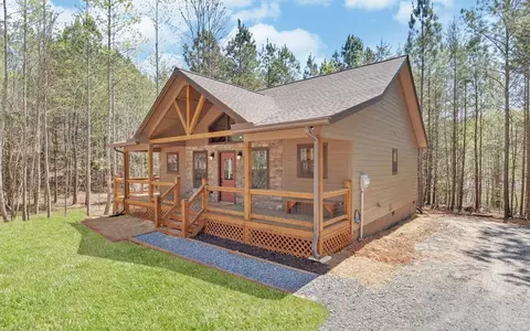 313 Burger Rd, Murphy, NC 28906
