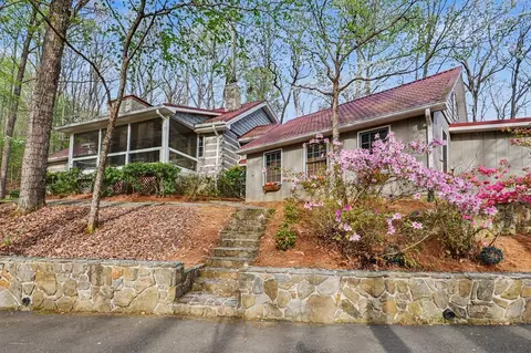 8528 Soapstone Creek Trl, Hiawassee, GA 30546