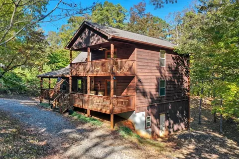 441 Carlisle Dr, Ellijay, GA 30540