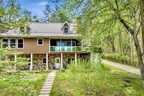 2685 Messer Rd, Young Harris, GA 30582