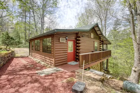 746 High Ridge Rd, Murphy, NC 28906