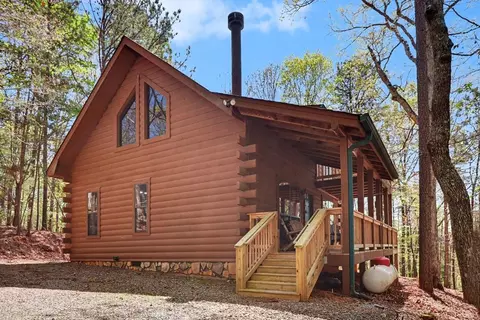 114 Palisade Dr, Ellijay, GA 30540