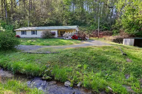 Exterior - 20 Bates Creek Rd, Murphy, NC 28906 photo 17 of 18