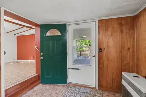 Entry Way - 20 Bates Creek Rd, Murphy, NC 28906 photo 2 of 4