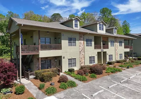 1727 Watercrest Way #B, Young Harris, GA 30582