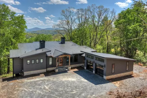 315 Blue Berry Rdg, Morganton, GA 30560