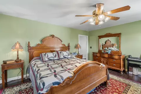 Bedroom - 619 Pounding Mill Loop, Hayesville, NC 28904 photo 2 of 6