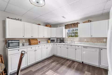 Kitchen - 619 Pounding Mill Loop, Hayesville, NC 28904 photo 6 of 7