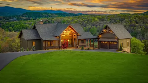 167 Cohutta Sunset Dr, Blue Ridge, GA 30513