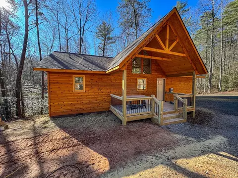 109 Chestnut Oaks Dr, Murphy, NC 28906