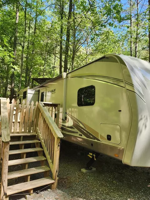 257 20th St, Ellijay, GA 30540
