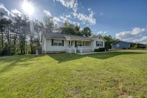 1013 Bradley Rd, Blairsville, GA 30512