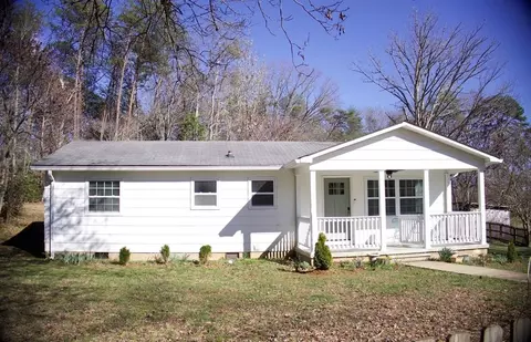 331 Blue Arrow Ln, Mineral Bluff, GA 30559