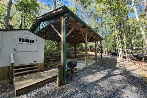 276 13th St, Ellijay, GA 30540