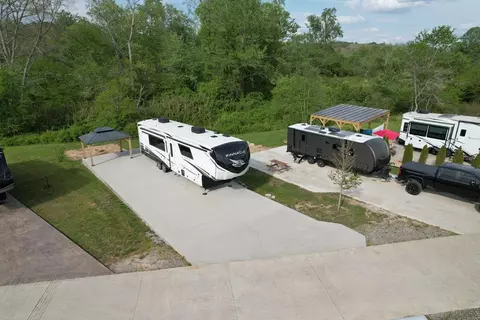 129 Mountain Meadows Dr, Morganton, GA 30560