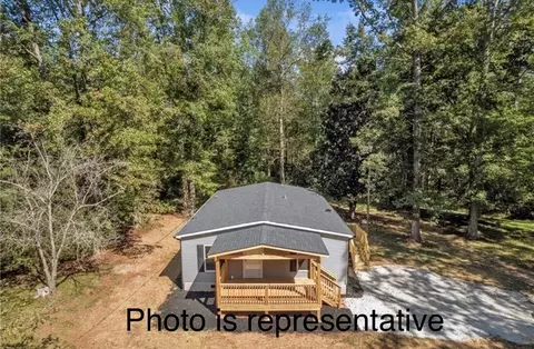 1765 Nugget Ln, Ellijay, GA 30540