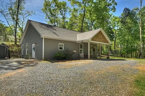 410 Knight Dr, Ellijay, GA 30540