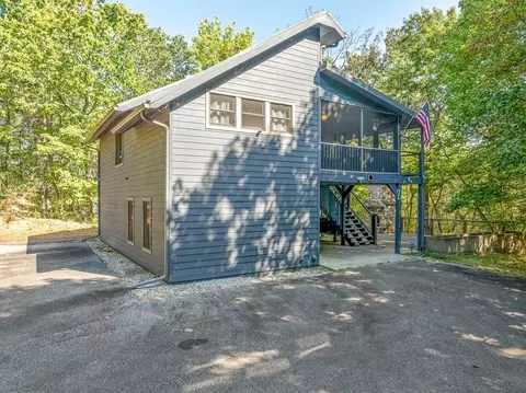 214 Dickerson Dr, Ellijay, GA 30536